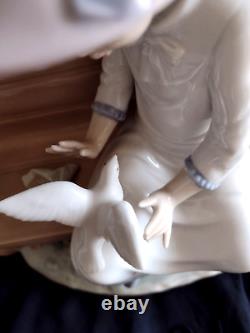 Rare Large Collectible Lladro Nao Spain Girl Feeding Dove On Bench Figurine 1983