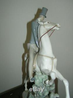 Rare Large Lladro Stylised Figure Man On Horseback Riding #4515 1st Quality