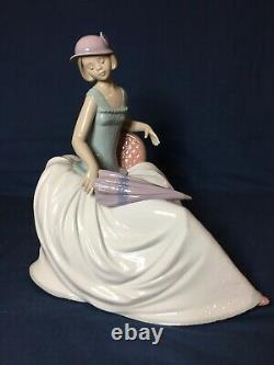 Rare Large Nao By Lladro Figure Lady Sitting With Umbrella Rainy Afternoon #1400