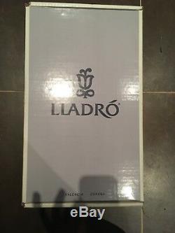 Rare Lladro Bali Dancer Girl Figurine 6143