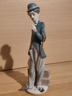 Rare Lladro Charlie the Tramp Charlie Chaplin figure/ figurine with Cane #5233