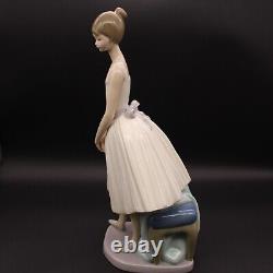 Rare Lladro DANCE BALLERINA DANCE Dasia Nao Figurine Statuette #377 12 Retired