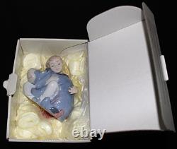 Rare Lladro Nao Disney, DREAMS WITH EEYORE Figurine #1594 WithBox, Mint Cond