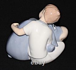 Rare Lladro Nao Disney, DREAMS WITH EEYORE Figurine #1594 WithBox, Mint Cond