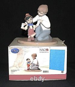 Rare Lladro Nao Disney Pinocchio's First Steps #1678 Figurine WithBox Mint Cond