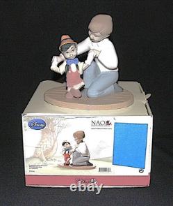 Rare Lladro Nao Disney Pinocchio's First Steps #1678 Figurine WithBox Mint Cond