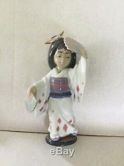 Rare Lladro Oriental Dance Geisha Girl Holding Her Fans Stunning Figurine 6230