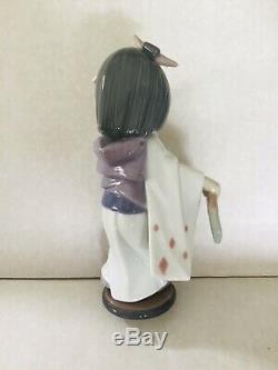 Rare Lladro Oriental Dance Geisha Girl Holding Her Fans Stunning Figurine 6230