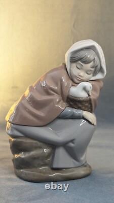 Rare NAO By Lladro Spain Porcelain Girl Sleeping With Her Duck 1982