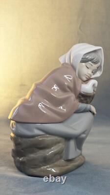 Rare NAO By Lladro Spain Porcelain Girl Sleeping With Her Duck 1982