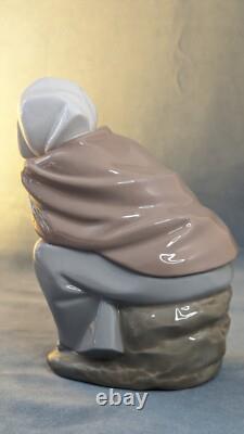 Rare NAO By Lladro Spain Porcelain Girl Sleeping With Her Duck 1982