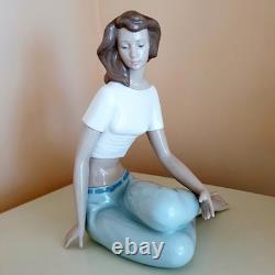 Rare NAO by Lladro 1330 Mediterranean Breeze Porcelain Sculpture figurine