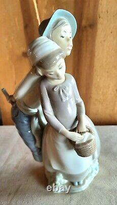 Rare NAO by Lladro, Porcelain. Made in Spain 1977. 12. In pristine condition