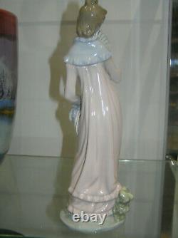 Rare Nao By Lladro Lady With Fan And Bonnet #0291 12 Inch Figure Beautiful