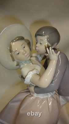 Rare Retired Lladro Spain Figure 4856 Waltz Time