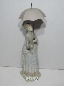 Rare Retired Nao Lladro Figurine 13 Lady With Umbrella Parosol Spain Mint