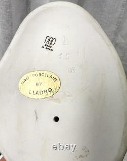Rare Uncatalogued Vintage Lladró Porcelain Figurine Maid, Large