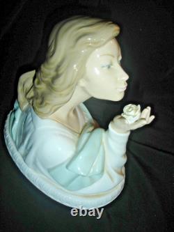 Rare Vintage Nao by Lladro Girl Smelling Rose #321 70's Porcelain Figurine! 