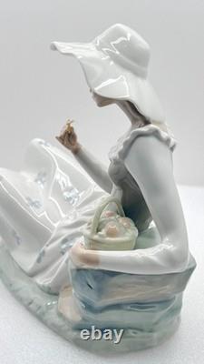 Retired NAO by Lladro Figurine Languid Lady Seated with Flowers Fruit Basket