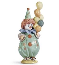 SALE Lladro Porcelain LITTLEST CLOWN 010.05811 Worldwide Shipping