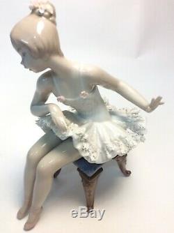 SALE Rare Vintage Lladro Ballerina Figurine Recital 5496 Excellent Condition