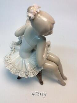 SALE Rare Vintage Lladro Ballerina Figurine Recital 5496 Excellent Condition