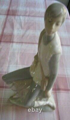 SPAIN Nao By Lladro HUNTER BOY with TOGA 10 inches HIEGHT