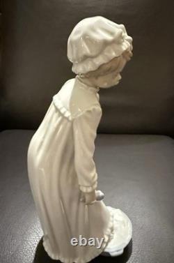 SPECIAL LLADRO Girl In Nightgown #0231 VINTAGE RETIREDSPECIALPERFECT