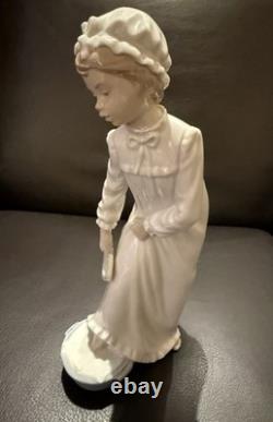 SPECIAL LLADRO Girl In Nightgown #0231 VINTAGE RETIREDSPECIALPERFECT