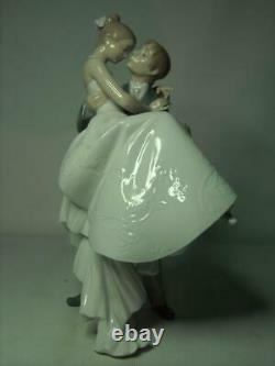 SUPERB Lladro THE HAPPIEST DAY Figurine 10.75 27.25cm Tall 8029 Bride and Groom