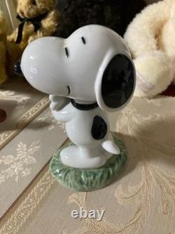 Snoopy Ceramic Figure Ornament Lladro Nao
