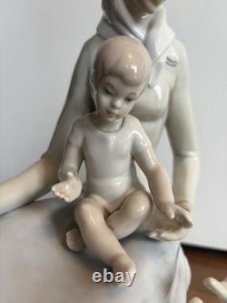Spanish Porcelain Figurine Mother with Child and Goose Valencia Style 33cm High Gloss