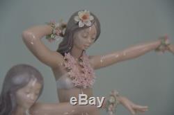 Stunning, rare collectors Lladro Tahitian Dancing Girls 01001498 retired