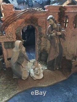 Stunningly Beautiful Lladro Nao Nativity Scene