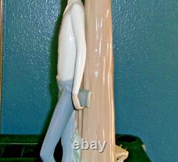 Super Rare Vintage 1969 Nao Lladro Porcelain Figural Table Lamp Young Man withBook