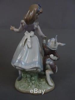 Superb Lladro Figurine Alice In Wonderland Ref. 5740