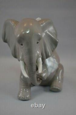 Superb & Rare Lladro Figure Painful Elephant Ref 5020