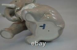 Superb & Rare Lladro Figure Painful Elephant Ref 5020