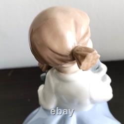 Timeless Lladro NAO Figurine'Girl Holding Sleepy Puppy' Spain Porcelain 7.5