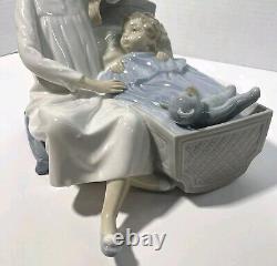 VINTAGE Lladro NAO large figure porcelain The Cradle Mother And Child Withteddy