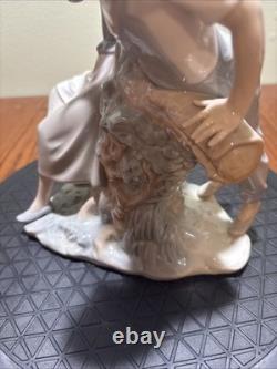 VTG 1970s NAO BY LLADRO BOY & GIRL WITH DOVE PORCELAIN FIGURINE 12X7