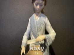 VTG 1982 Retired Nao Lladro 11 Mother Brushing Girls Hair Porcelain Figure #349