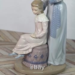 VTG 1982 Retired Nao Lladro 11 Mother Brushing Girls Hair Porcelain Figure #349