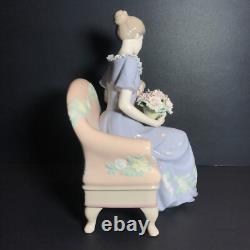 VTG LLADRO NAO Style Mother Daughter Chair 9 Porcelain Figure Not Signed