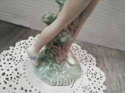 VTG. NAO Nao Ceramic Doll Figurine Lladro Sister Brand Golf Girl (9.5 TALL)