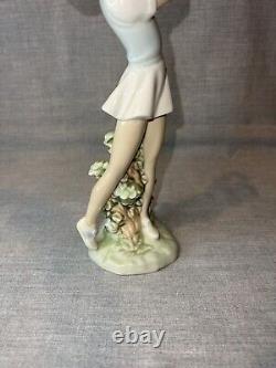 VTG Nao by Lladró Women Golfer Figurine, Out of the Rough # 450 Porcelain