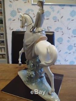 Very Large Superb Lladro Figurine Lady On Horseback