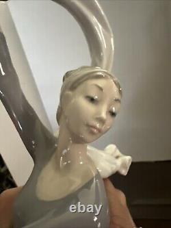 Vintage 1977 NAO by Lladro Dancer With Veil Porcelain Ballerina Figurine Lla1