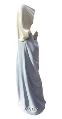Vintage 1980 Lladro Spain Porcelain Praying Girl Figure Reduced $175 down to $99