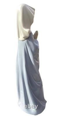 Vintage 1980 Lladro Spain Porcelain Praying Girl Figure Reduced $175 down to $99